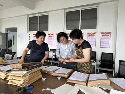 聚焦審核評估丨搶抓關(guān)鍵期 暑期不停歇——遼寧科技學(xué)院扎實推進本科教育教學(xué)審核評估工作